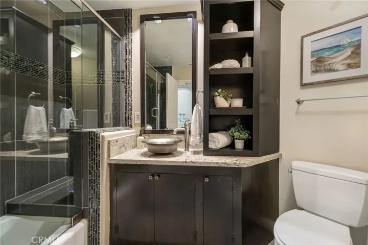 2600 213 Newport, Newport Beach, California 92663