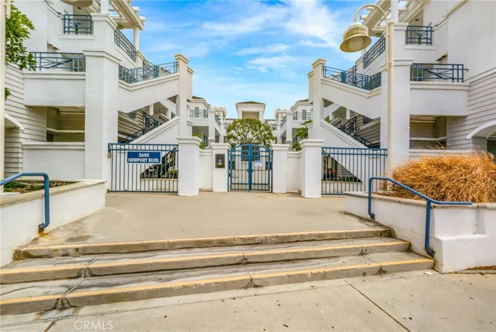 2600 213 Newport, Newport Beach, California 92663
