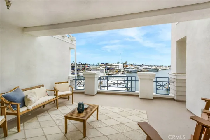 2600 213 Newport, Newport Beach, California 92663