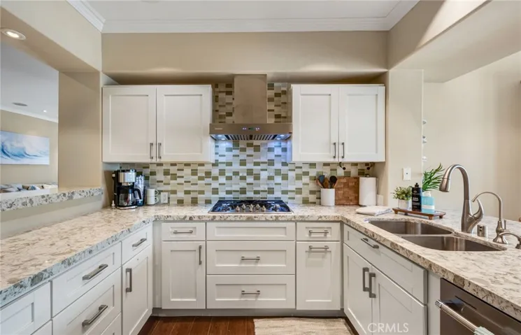 2600 213 Newport, Newport Beach, California 92663