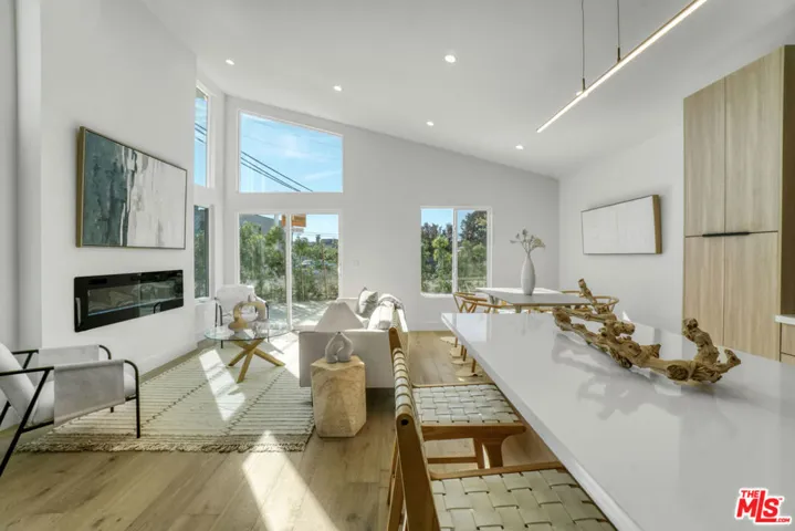 11959 W Juniette Street, Culver City, California 90230