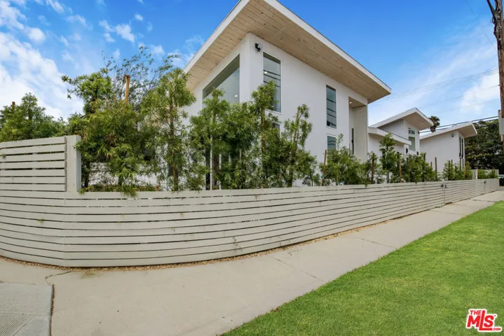 11959 W Juniette Street, Culver City, California 90230