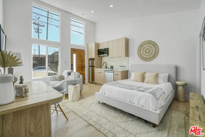 11959 W Juniette Street, Culver City, California 90230
