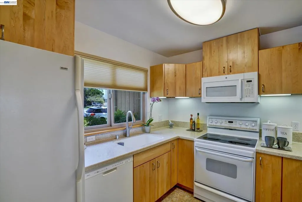1175 Island Dr, Alameda, California 94502 — photo 4