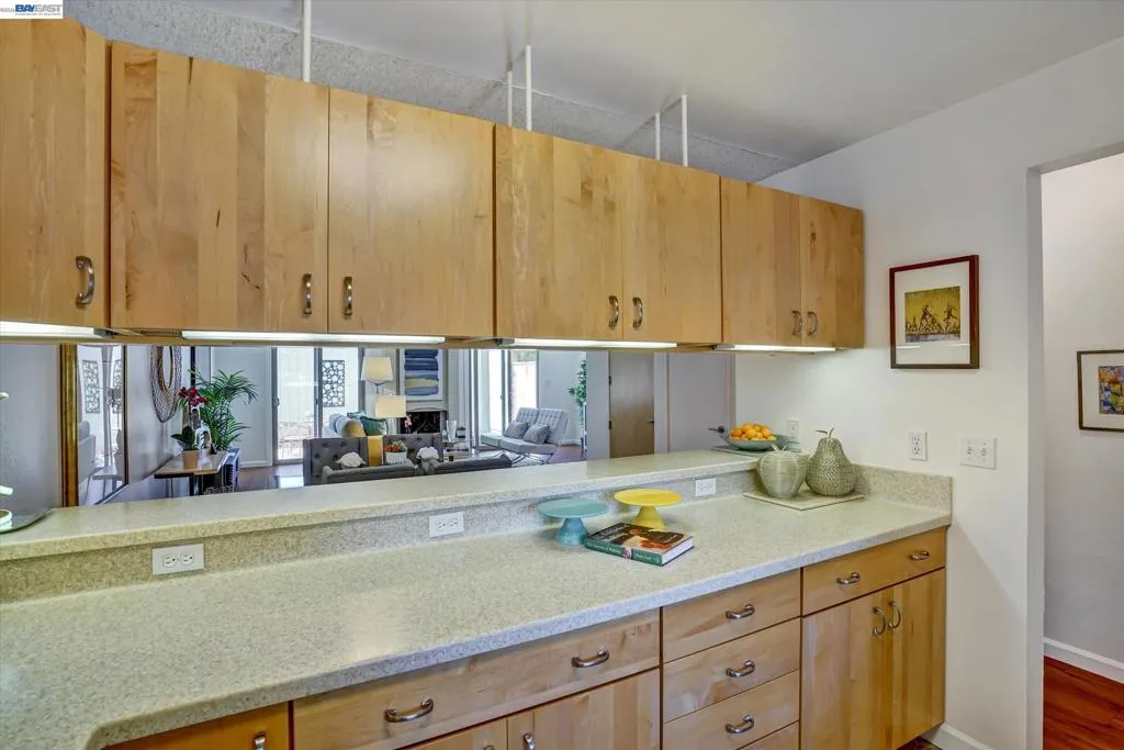1175 Island Dr, Alameda, California 94502 — photo 5