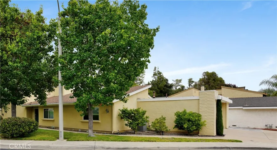 22442 Aliso Park, Lake Forest, California 92630