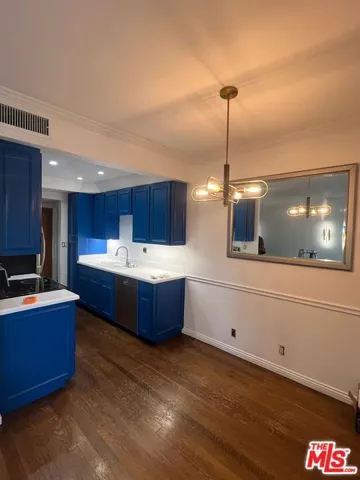 1131 Alta Loma Road 208, West Hollywood, California 90069