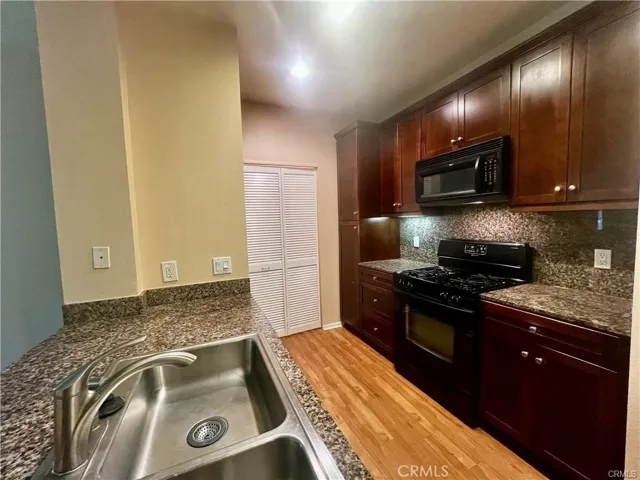 2274 Scholarship, Irvine, California 92612