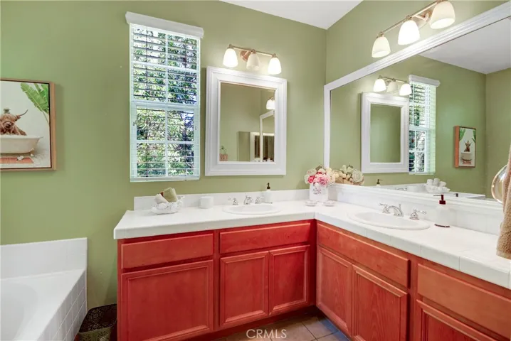 183 Sklar, Ladera Ranch, California 92694