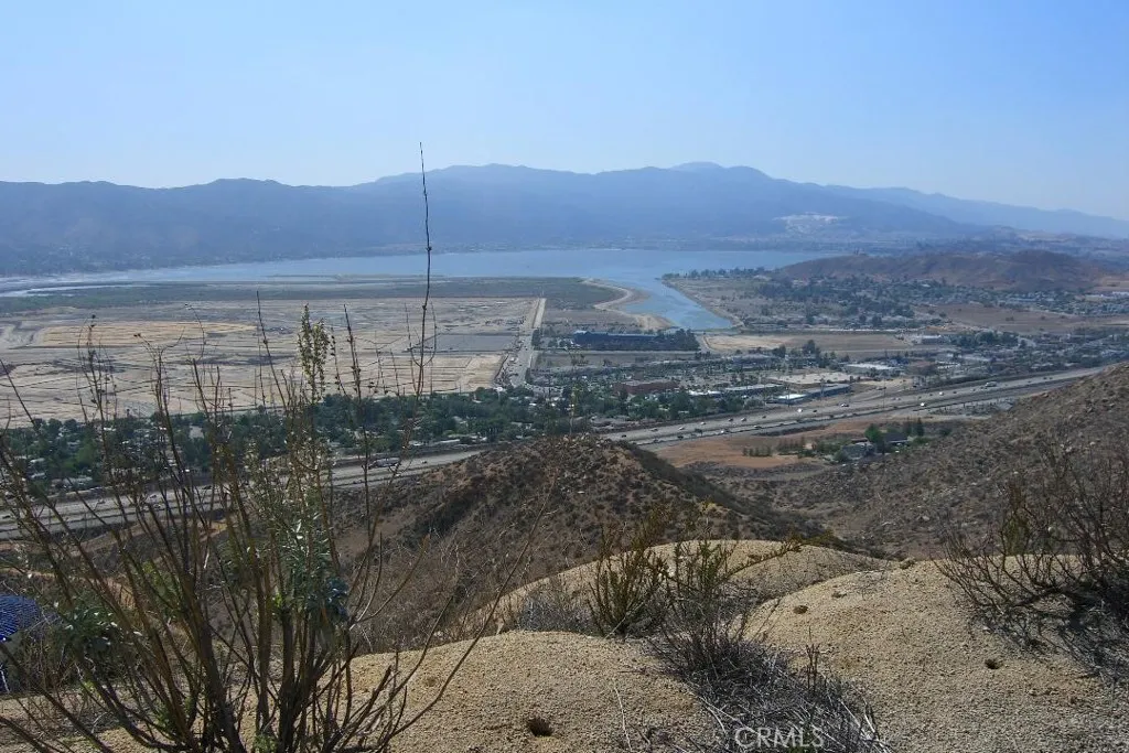 :ake-valley view