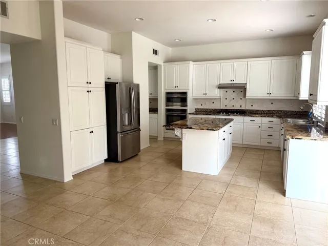 8336 Barnwood, Riverside, California 92508