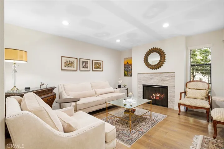 236 N Louise Street 109, Glendale, California 91206