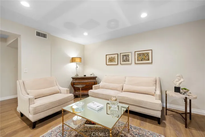 236 N Louise Street 109, Glendale, California 91206