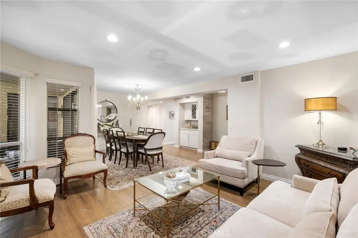 236 N Louise Street 109, Glendale, California 91206