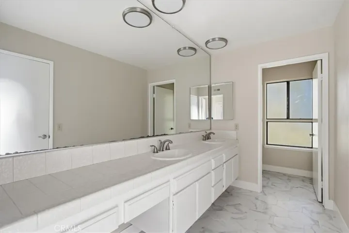 780 S Carriage Circle, Anaheim, California 92807