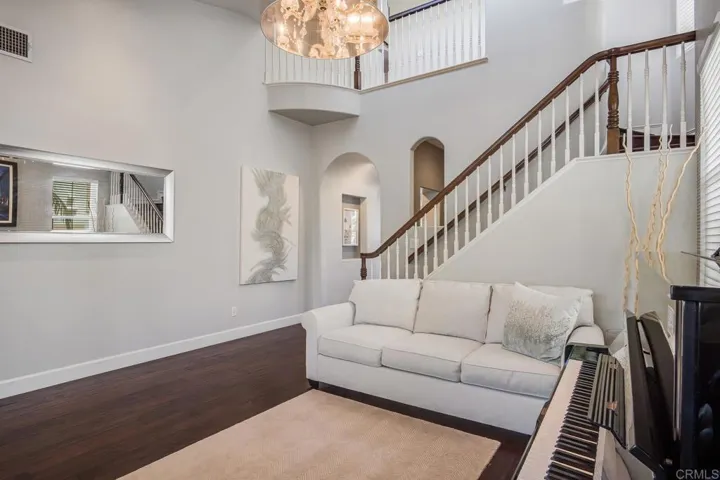 1157 Alexandra Lane, Encinitas, California 92024