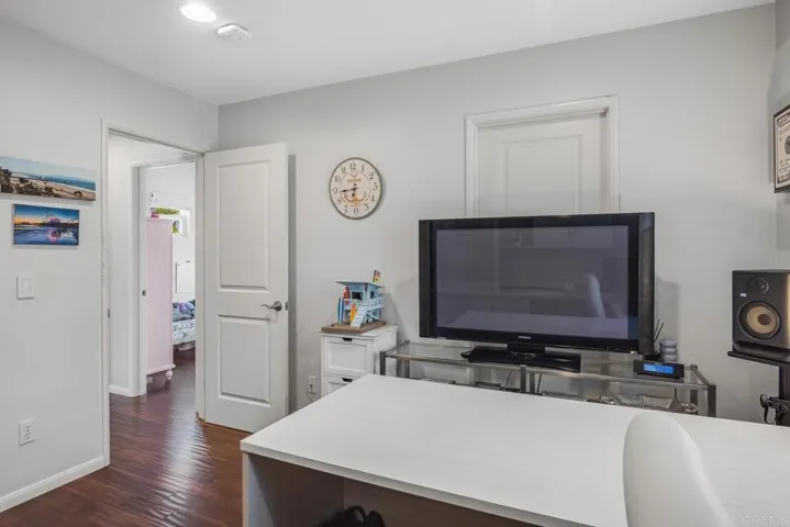 1157 Alexandra Lane, Encinitas, California 92024