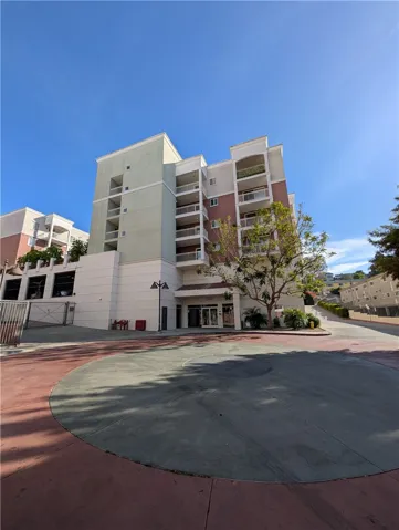 3740 Santa Rosalia, Los Angeles, California 90008