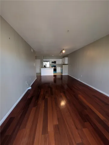 3740 Santa Rosalia, Los Angeles, California 90008