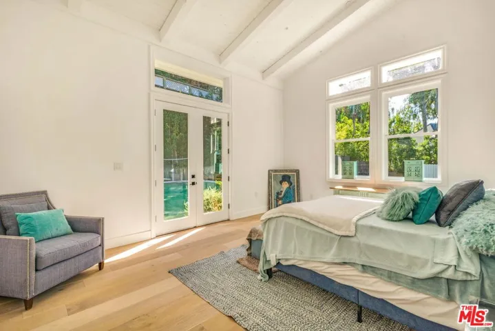 9669 Oak Pass Road, Beverly Hills, California 90210
