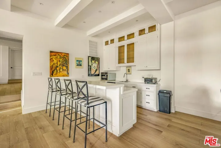9669 Oak Pass Road, Beverly Hills, California 90210