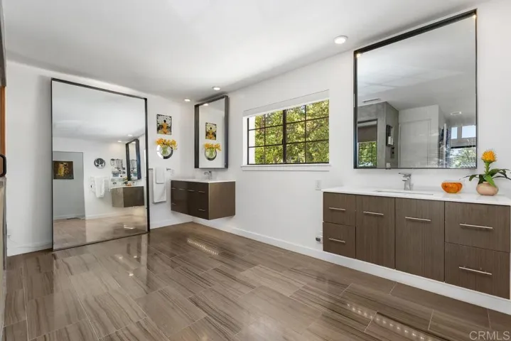 2326 La Costa Avenue A, Carlsbad, California 92009