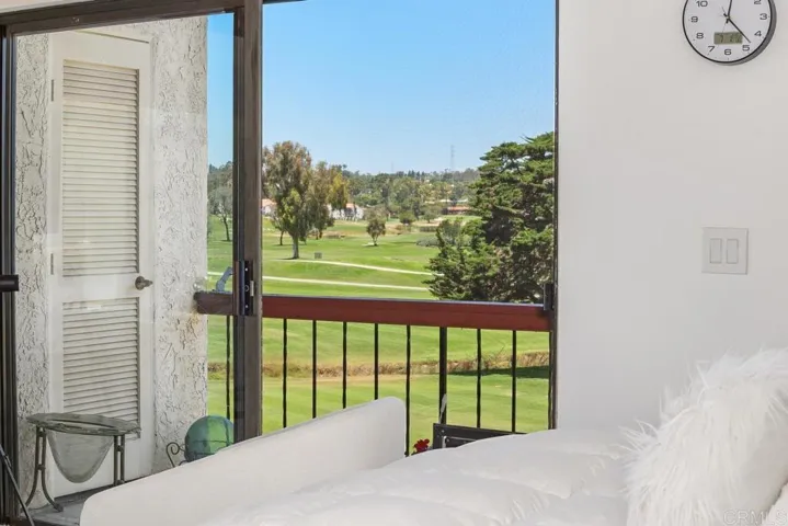 2326 La Costa Avenue A, Carlsbad, California 92009