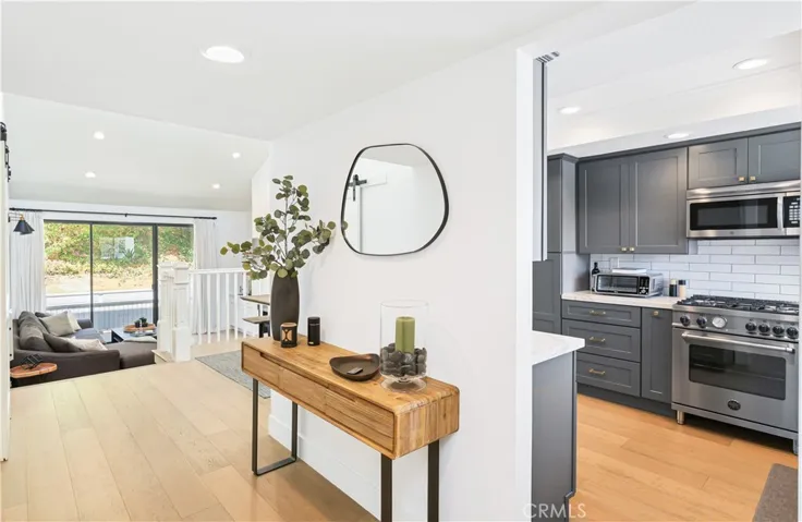 10 Ima Loa Court, Newport Beach, California 92663