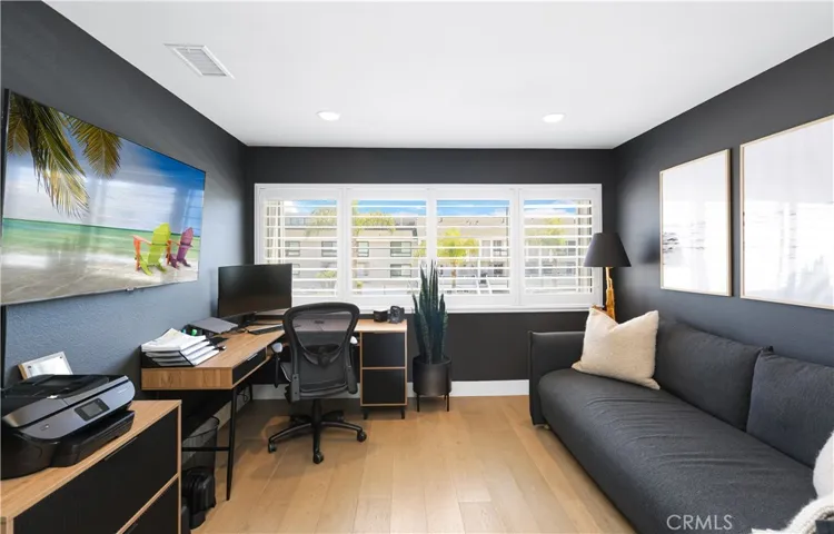 10 Ima Loa Court, Newport Beach, California 92663