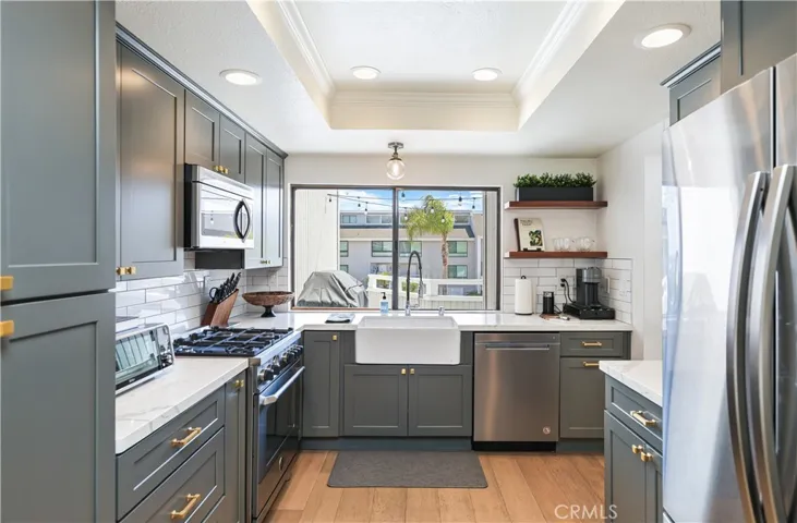 10 Ima Loa Court, Newport Beach, California 92663