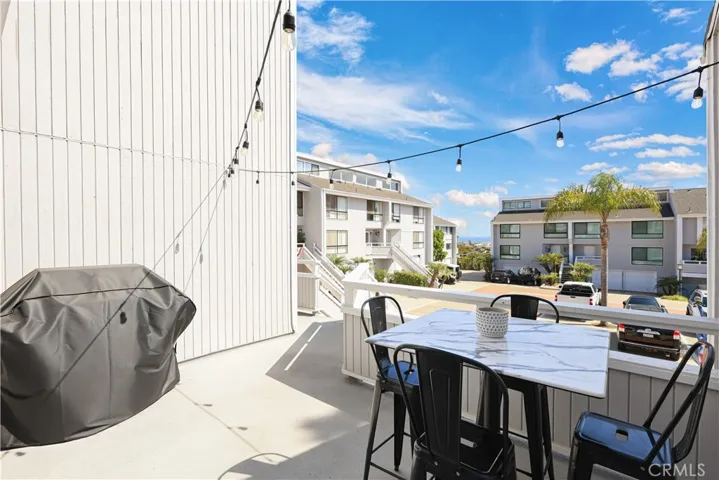 10 Ima Loa Court, Newport Beach, California 92663