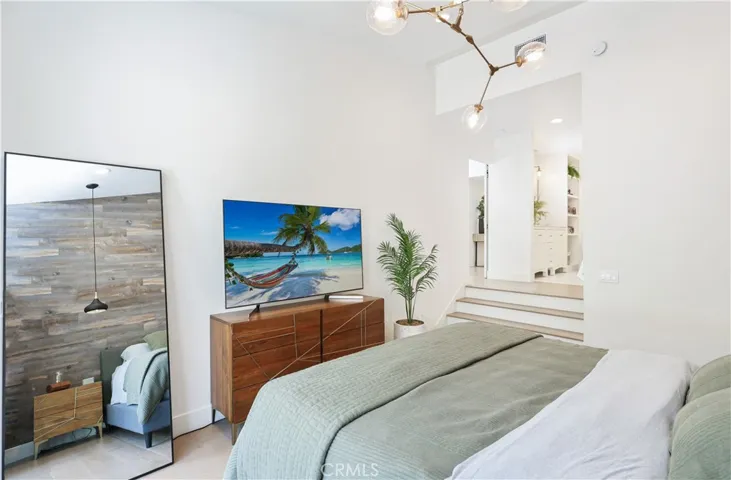 10 Ima Loa Court, Newport Beach, California 92663