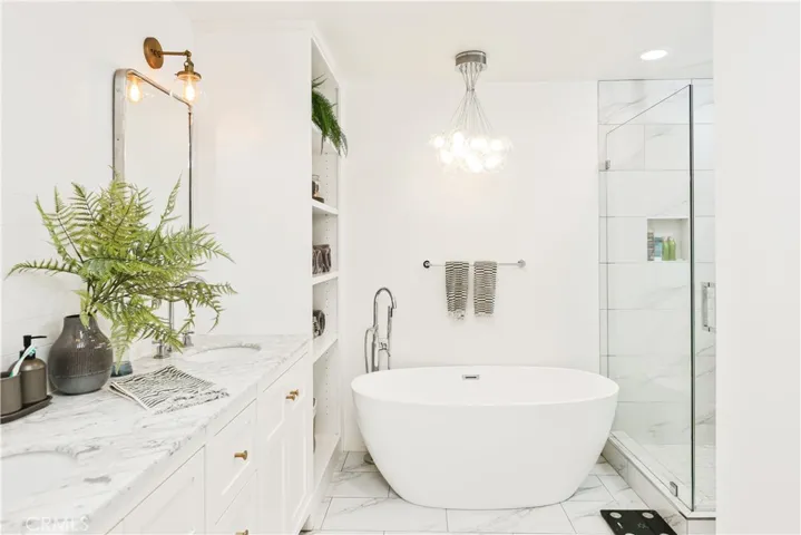 10 Ima Loa Court, Newport Beach, California 92663