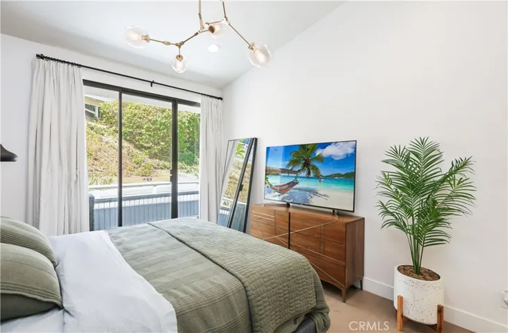 10 Ima Loa Court, Newport Beach, California 92663
