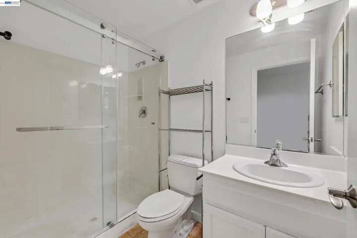 1594 Tucker St 56, Oakland, California 94603