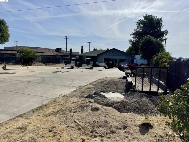 7031 Power Inn Rd, Sacramento, California 95828