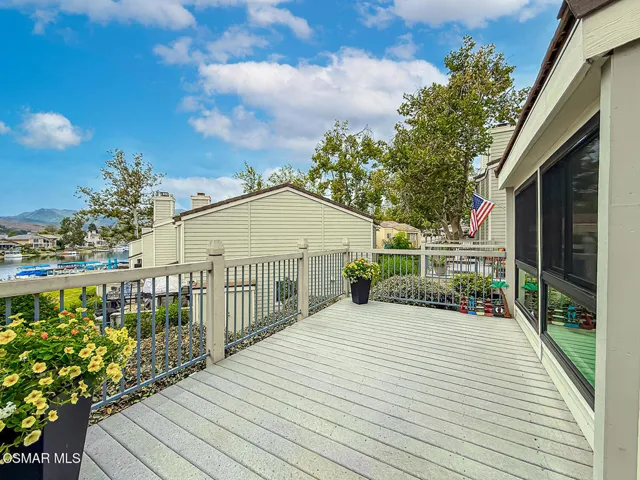Spacious Deck