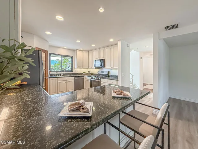 1152 Westlake Blvd., Unit A