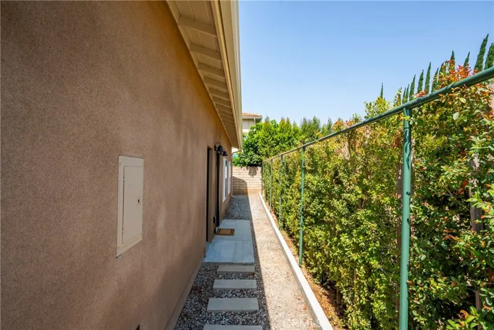 1732 E Ruddock, Covina, California 91724