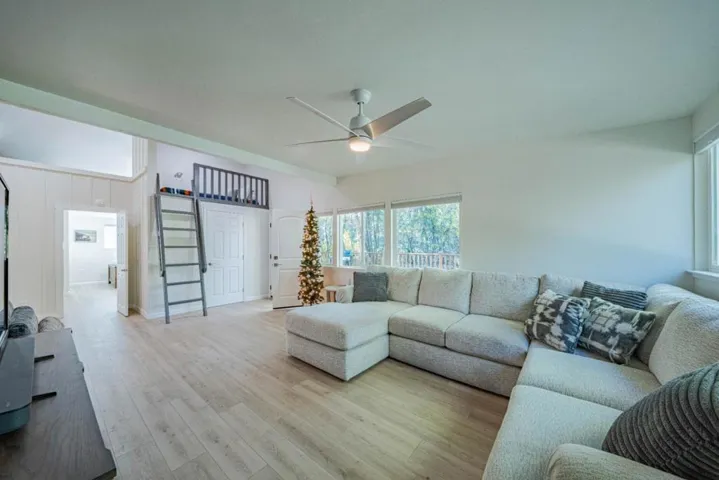 37060 Nason Road, Carmel Valley, California 93924