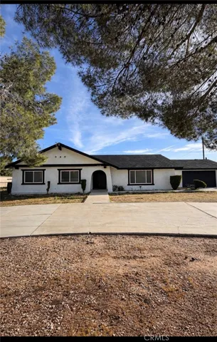 20585 Yucca Loma, Apple Valley, California 92307