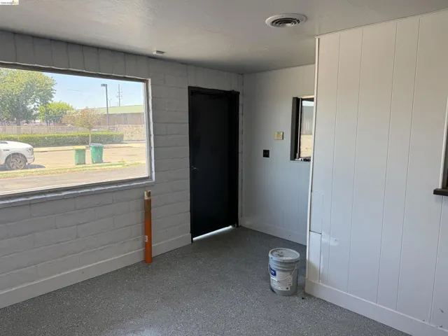 1402 Bourbon St, Stockton, California 95204