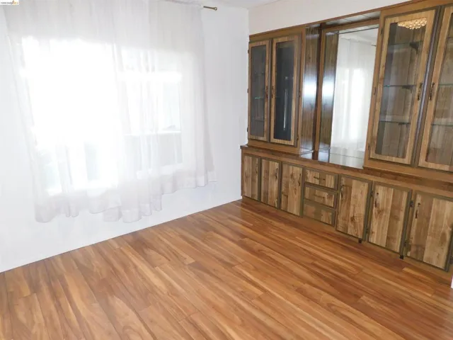 937 Northfield Drive, Hayward, California 94544
