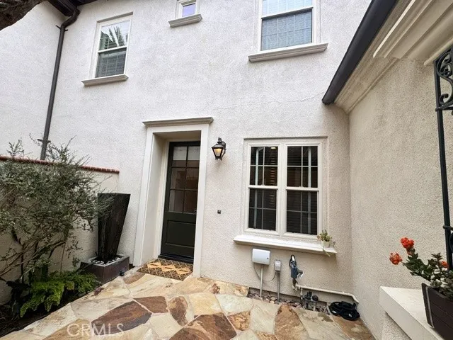 Private Courtyard