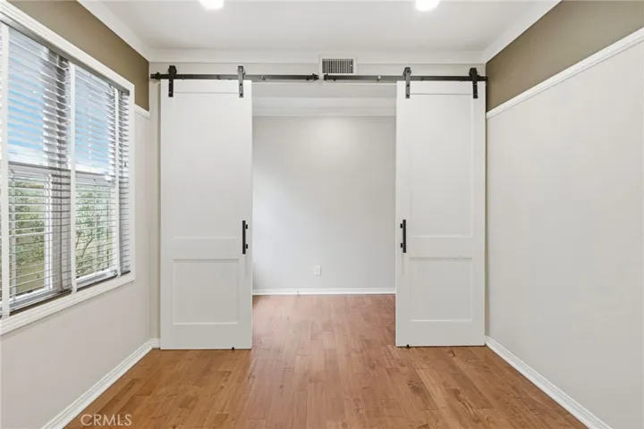 sliding barn doors