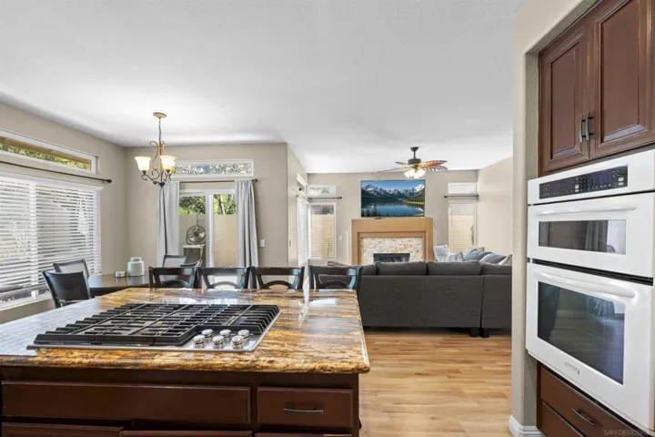 45632 Corte Lobos, Temecula, California 92592