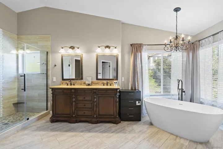 45632 Corte Lobos, Temecula, California 92592