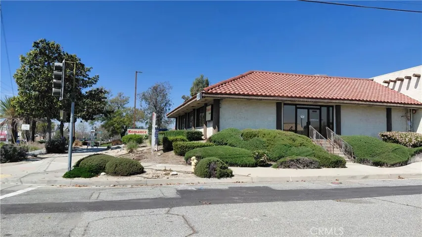 2009 W Foothill, Upland, California 91786