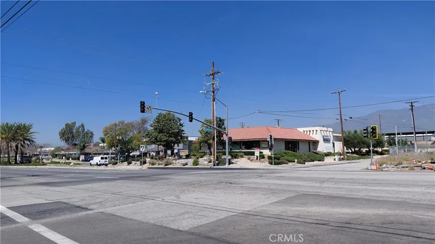 2009 W Foothill, Upland, California 91786
