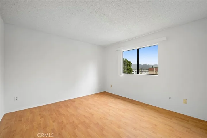 330 Pioneer Drive, Glendale, California 91203